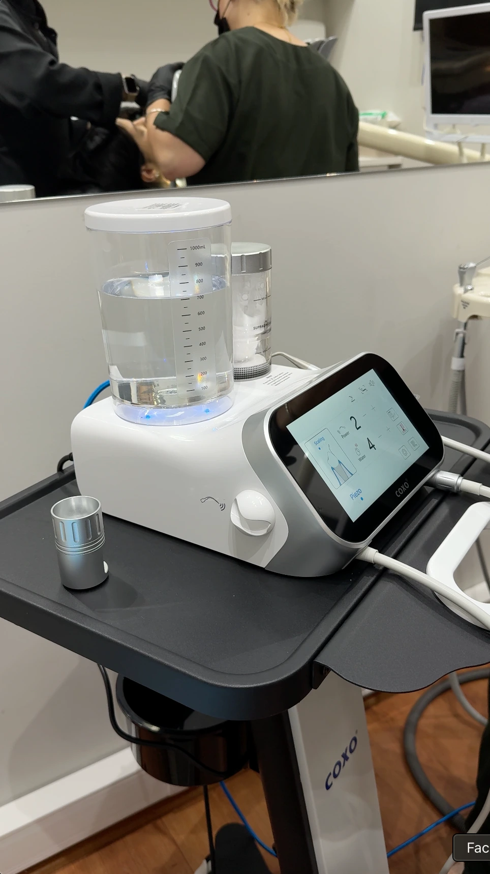 Equipamento de destartarização e manutenção periodontal na Porto Smile